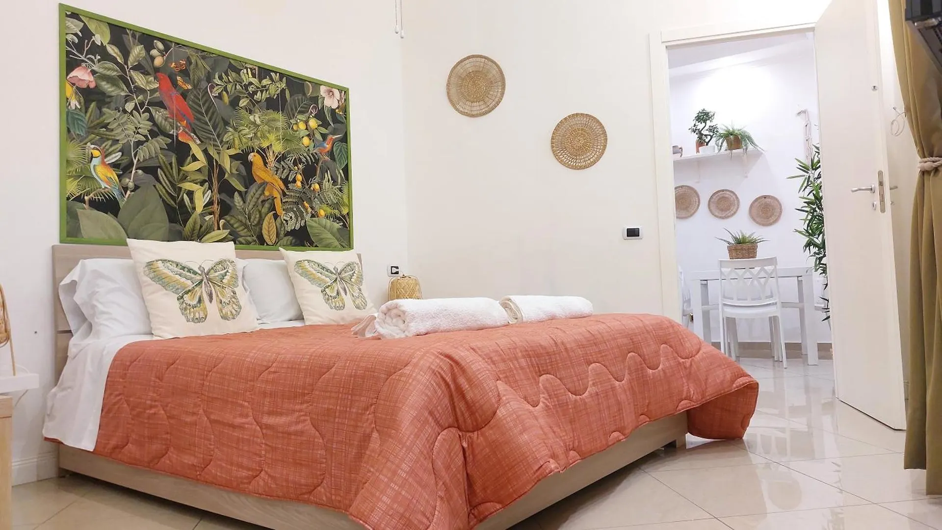 Grande & Favoloso Vicino Il Museo Madre Naples Apartment